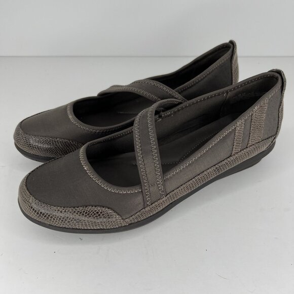 Wear Ever "Wynn"  Copper Brown Slip-On Womens Size 8 Mary Jane Style Flats - Picture 1 of 9